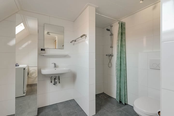 Photo 34 of Burgemeester Hoogenboomlaan 68