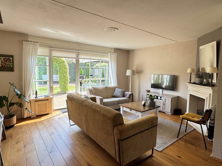 Foto 2 van Meidoornlaan 5