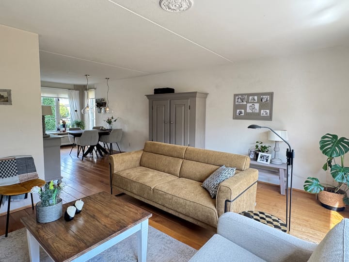 Foto 8 van Meidoornlaan 5