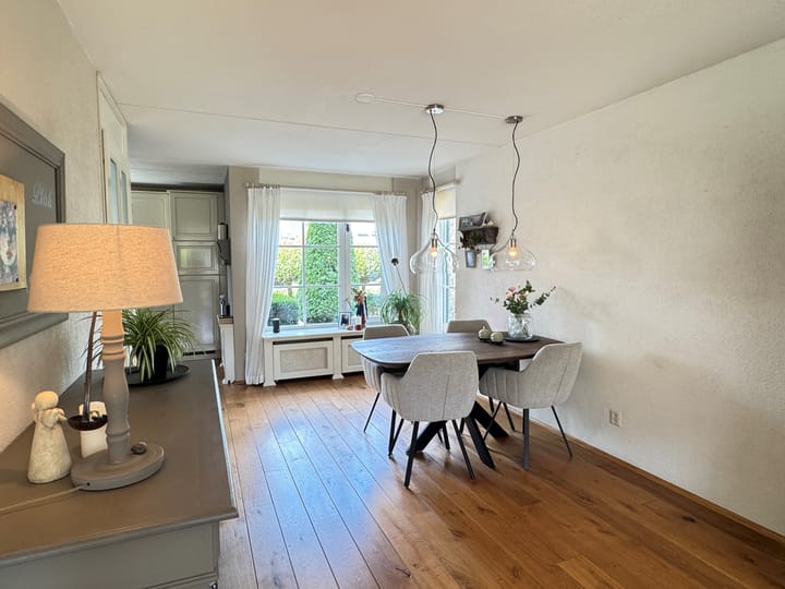 Foto 12 van Meidoornlaan 5