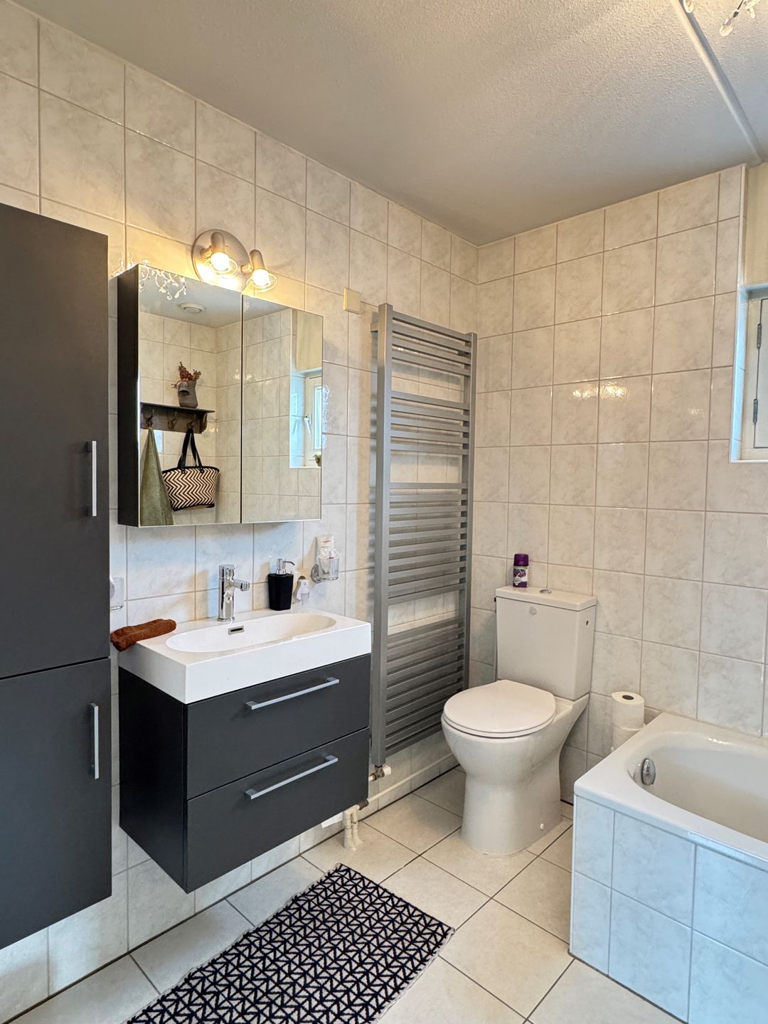 Foto 28 van Meidoornlaan 5