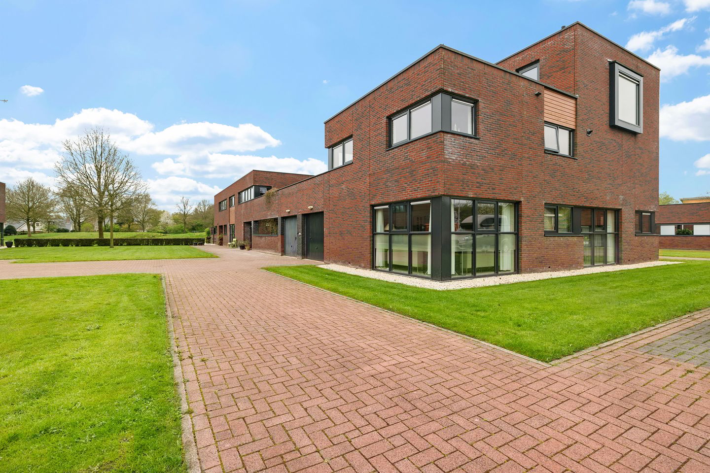 Photo 4 of Pinksterbloem 7