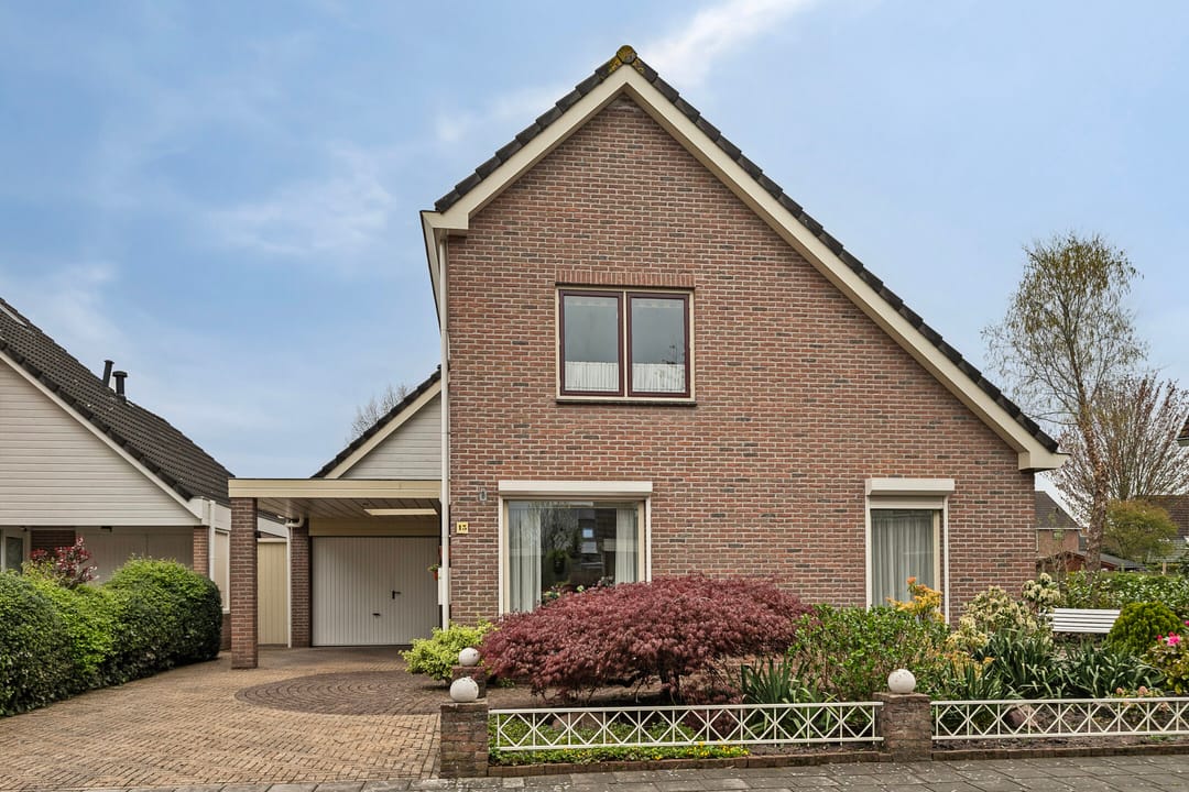 Foto 32 van Merelstraat 13