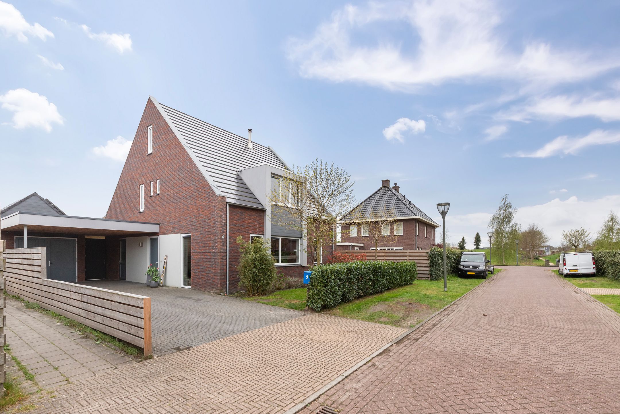 Photo 39 of Boterbloem 2