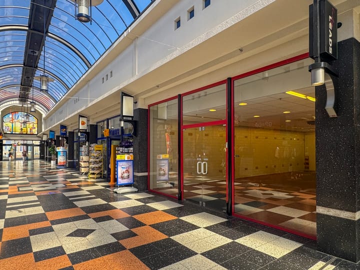 Winkler Prins Passage 11