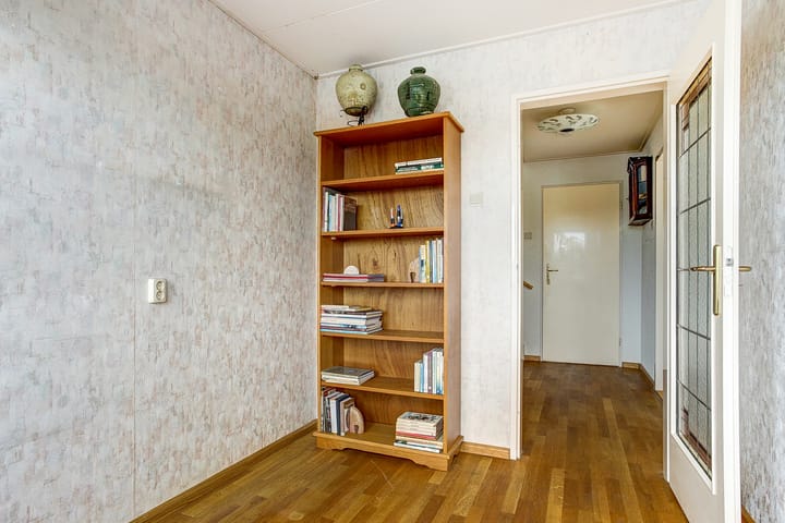 Photo 18 of Zwaluwweg 14