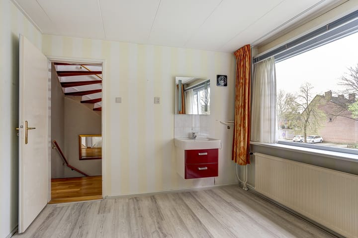 Photo 20 of Zwaluwweg 14