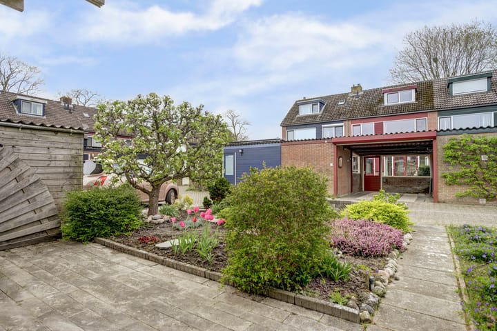 Photo 30 of Zwaluwweg 14