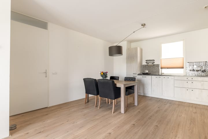 Foto 12 van Walstro 27