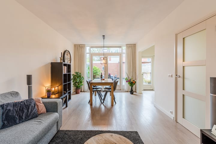 Foto 13 van Bakhuizen van den Brinklaan 65