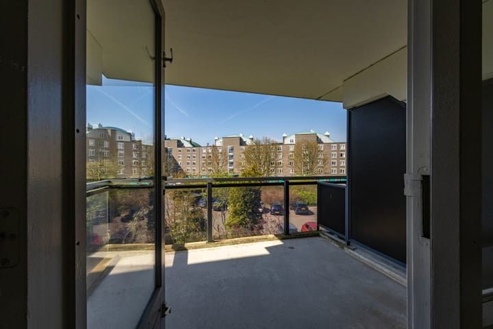 Foto 2 van M.K. Gandhiplein 124