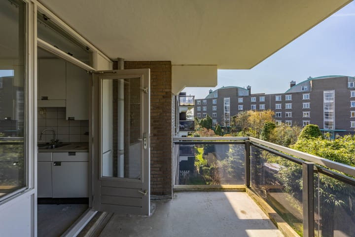 Foto 23 van M.K. Gandhiplein 124