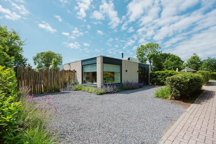 Foto 1 van Klepperstee-Linde 2