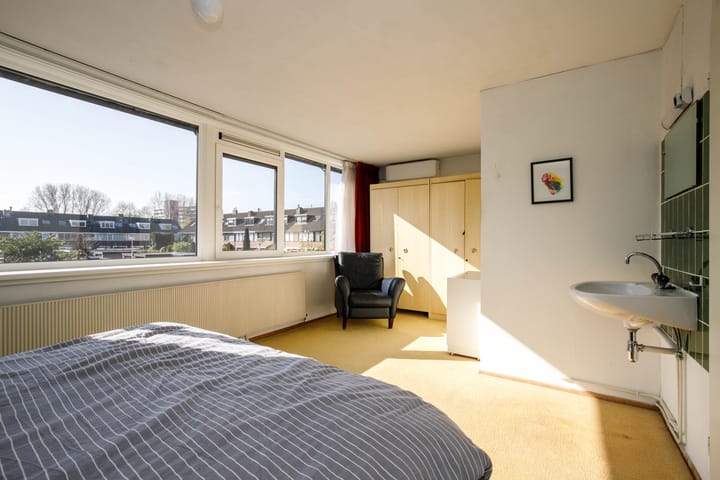 Photo 18 of Mozartstraat 48