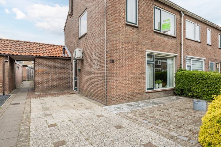 Foto 2 van Roosenhoeklaan 29