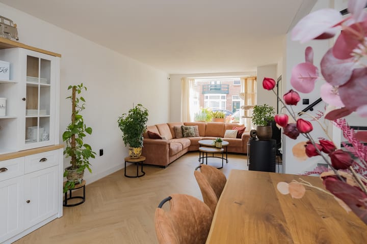 Foto 5 van Alexander Bellstraat 19