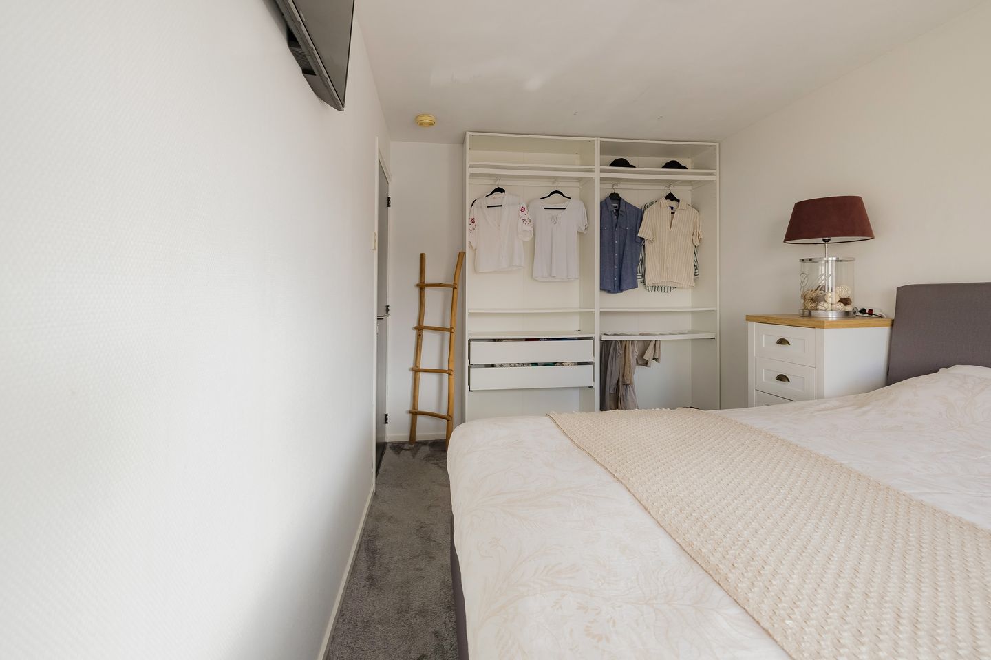 Foto 20 van Alexander Bellstraat 19