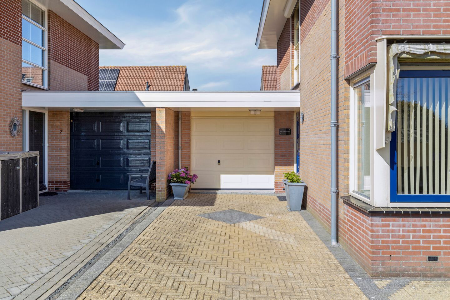 Photo 49 of Sikkel 9