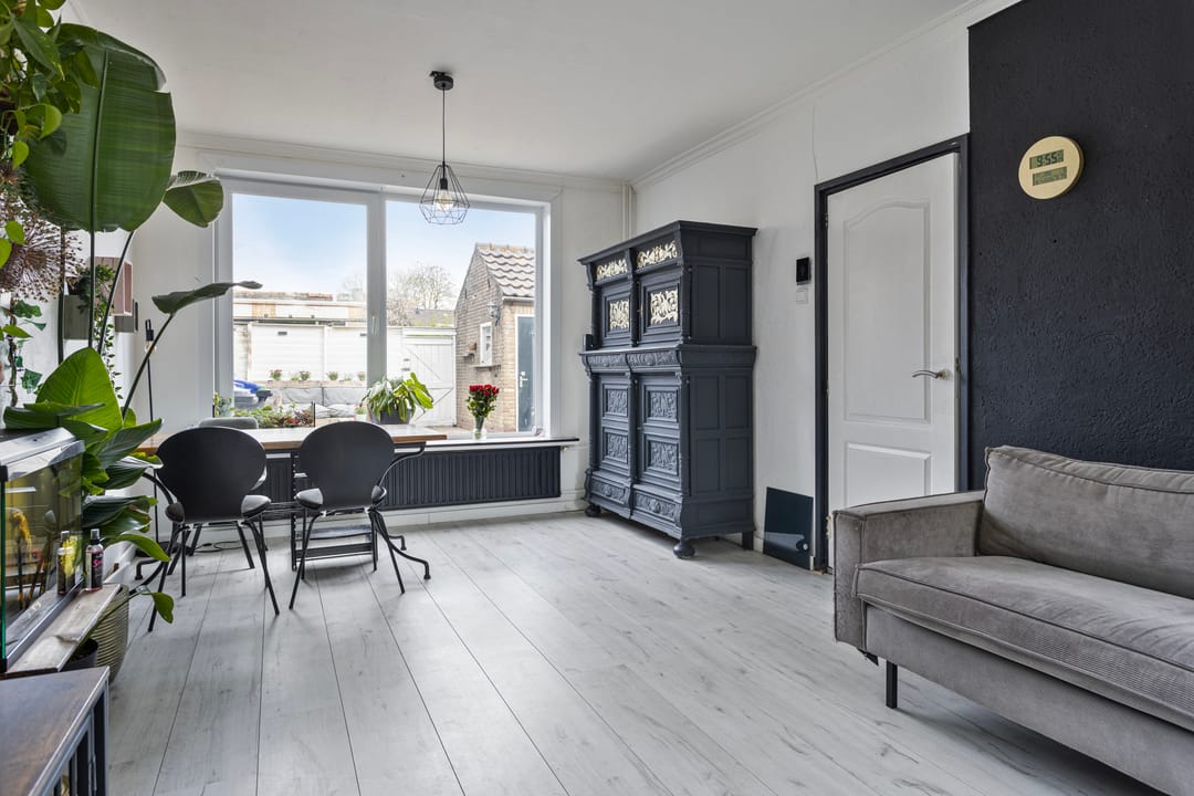 Photo 11 of Breitnerstraat 30