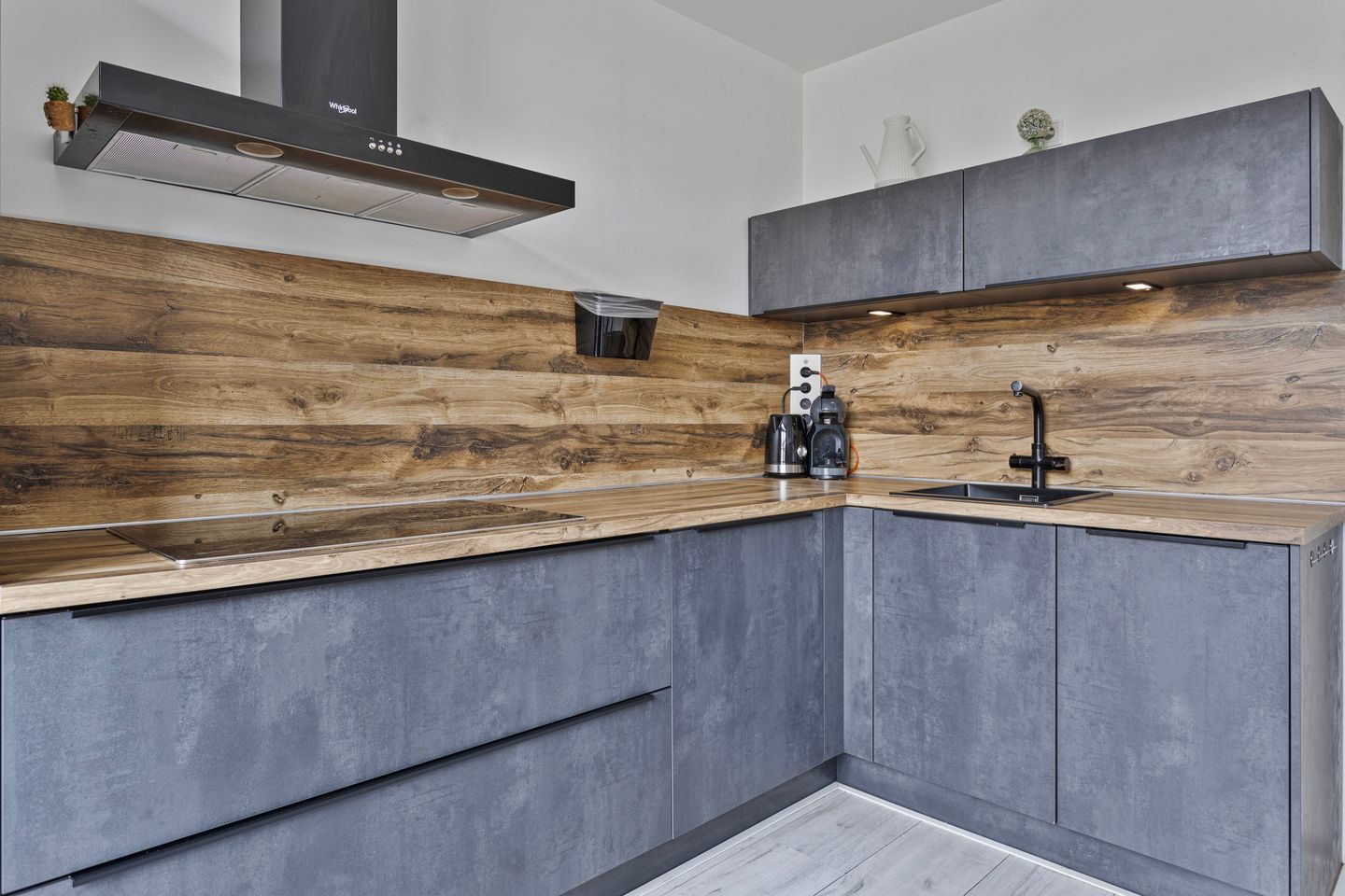 Photo 14 of Breitnerstraat 30