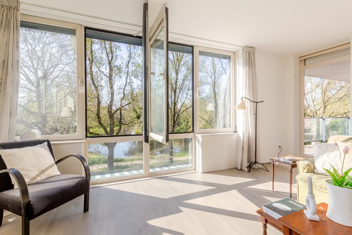 Photo 15 of Robiniastate 7