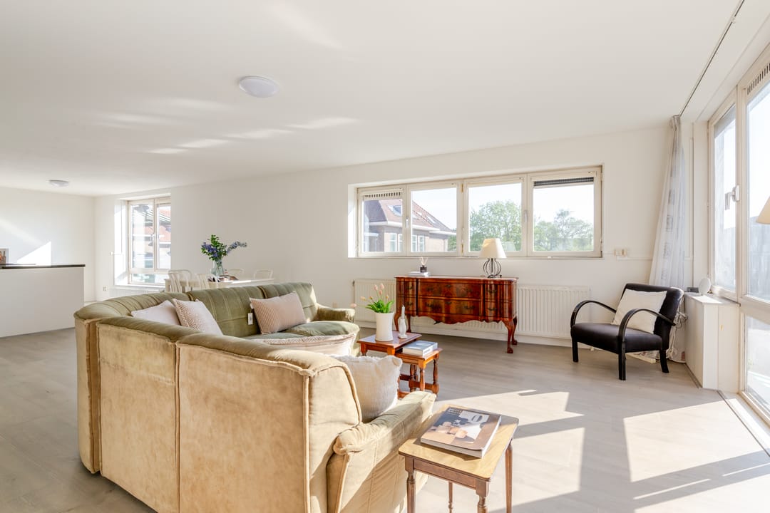 Photo 17 of Robiniastate 7