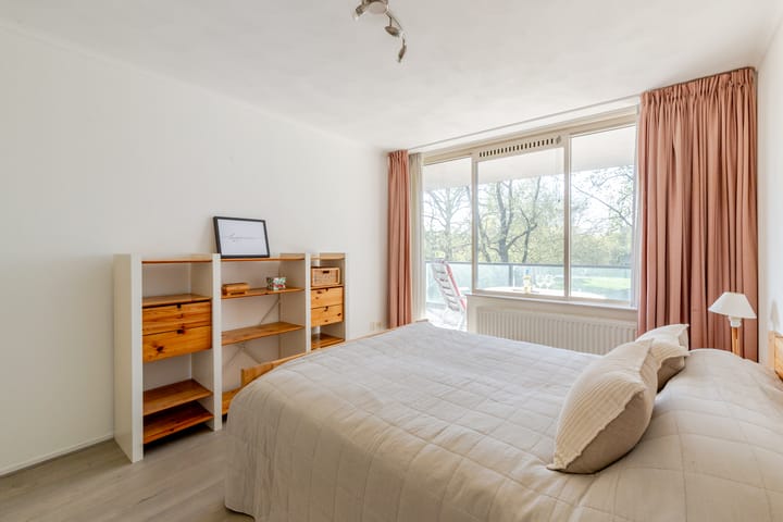 Photo 32 of Robiniastate 7