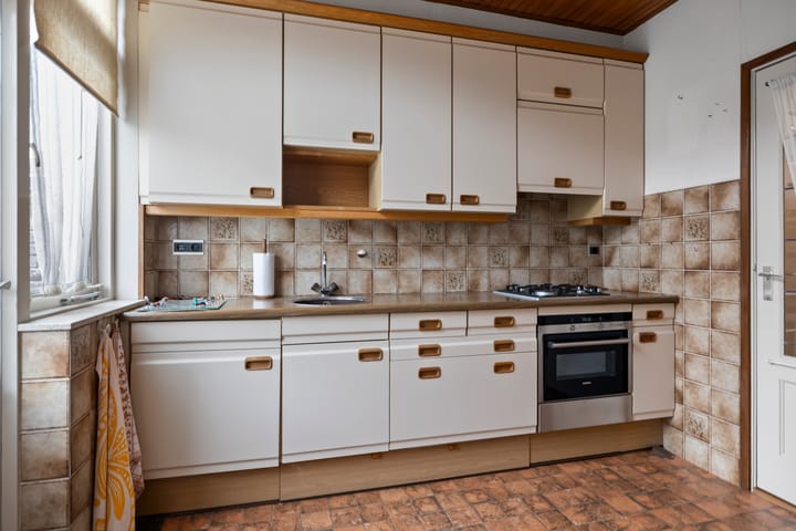 Foto 3 van Ceramstraat 5