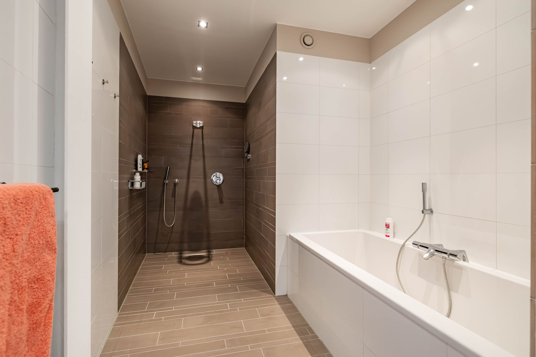 Foto 45 van Lage der A 15