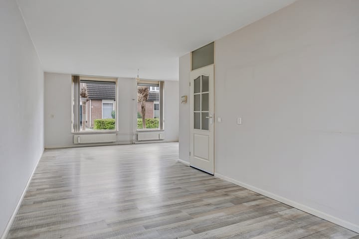 Foto 2 van Oeverzwaluw 59