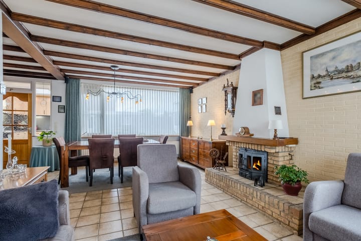 Foto 8 van Julianasingel 24