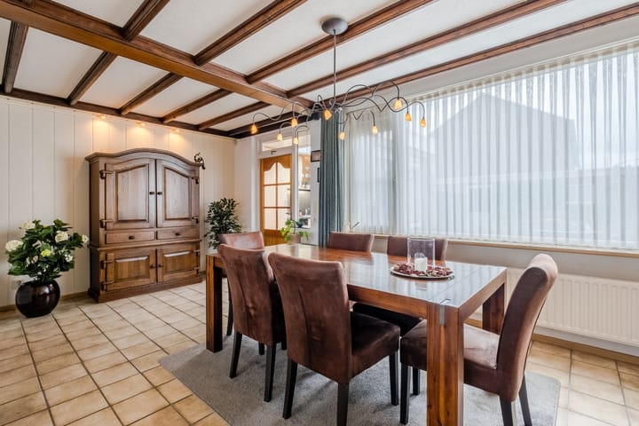 Foto 10 van Julianasingel 24