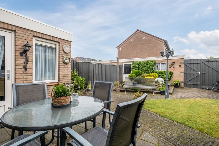 Foto 27 van Julianasingel 24