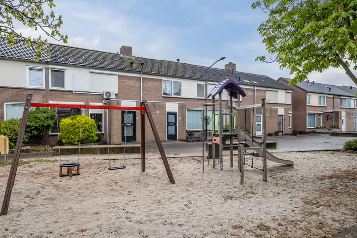 Foto 33 van Julianasingel 24