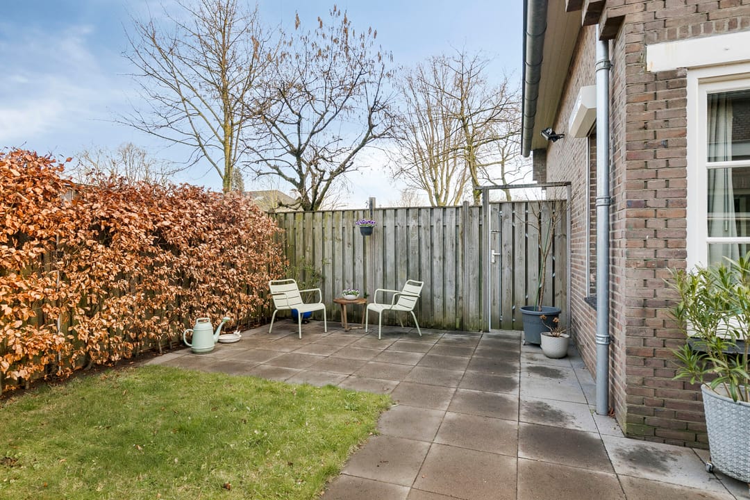 Photo 32 of Burgemeester Suijsstraat 70