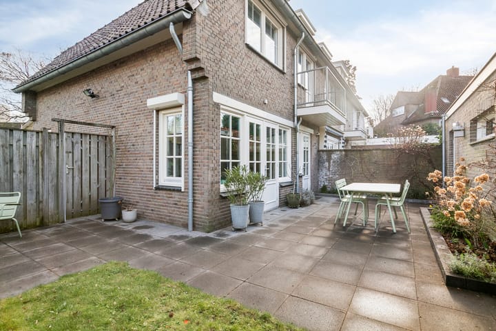 Foto 33 van Burgemeester Suijsstraat 70