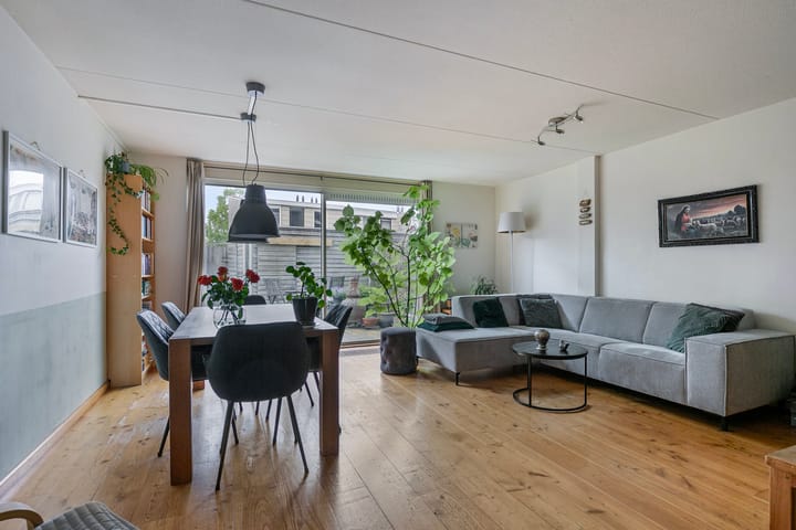 Foto 2 van Irislaan 48