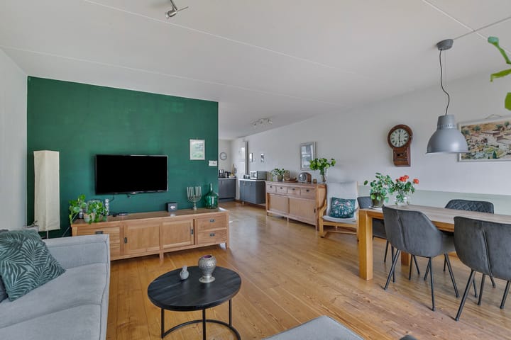 Foto 14 van Irislaan 48