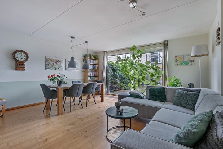 Foto 18 van Irislaan 48