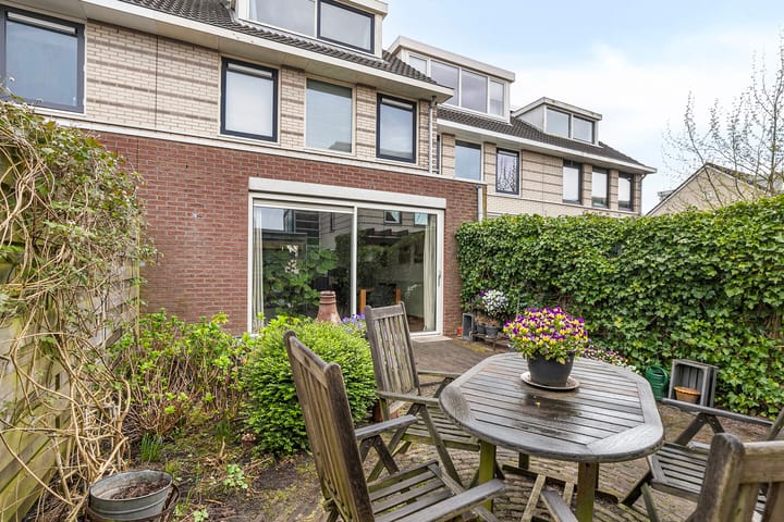 Foto 38 van Irislaan 48