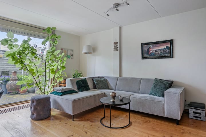 Foto 19 van Irislaan 48