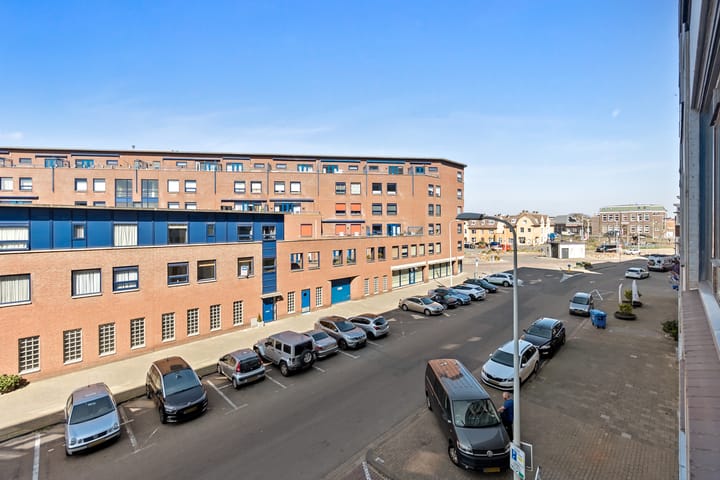 Foto 28 van Zeesluisweg 114