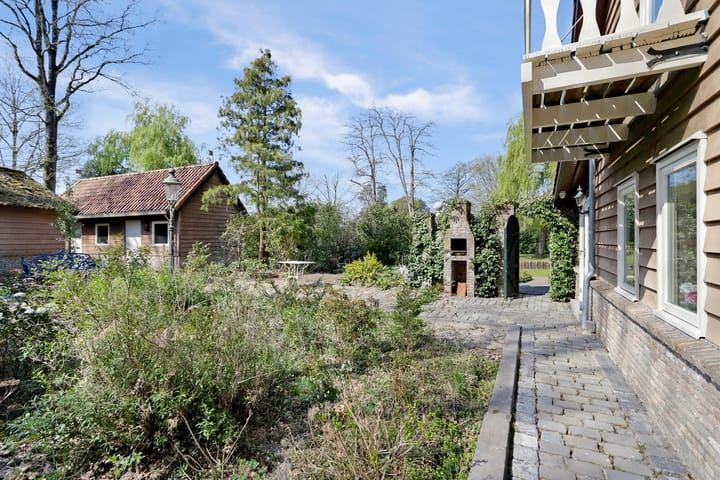 Foto 8 van Bredaseweg 39