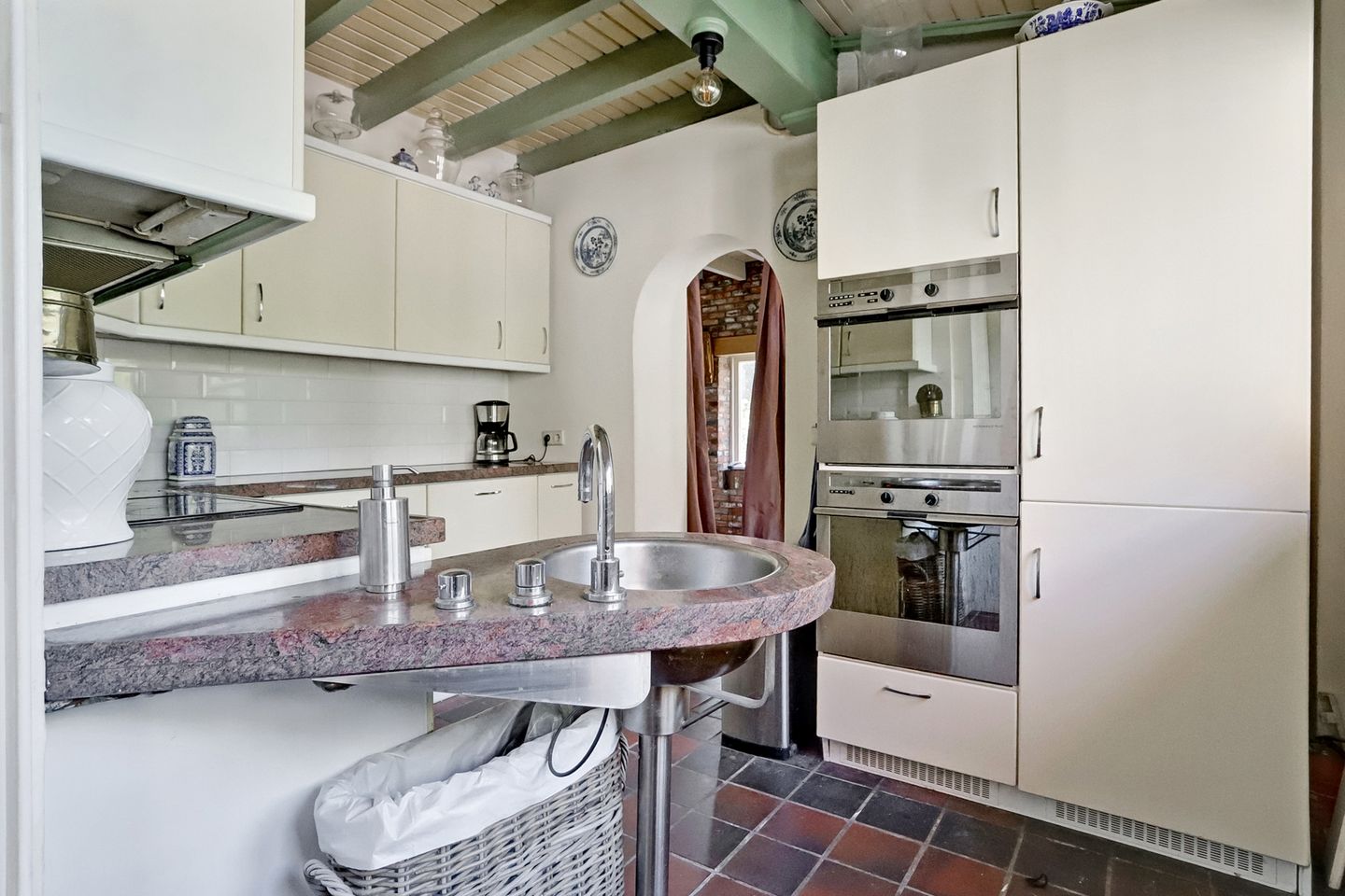 Foto 25 van Bredaseweg 39