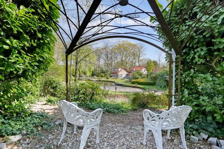 Foto 55 van Bredaseweg 39