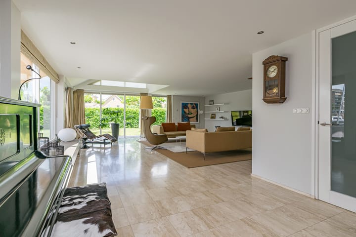 Photo 8 of de Leijen 24