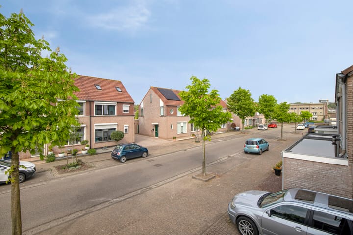 Foto 23 van Kastanjelaan 116