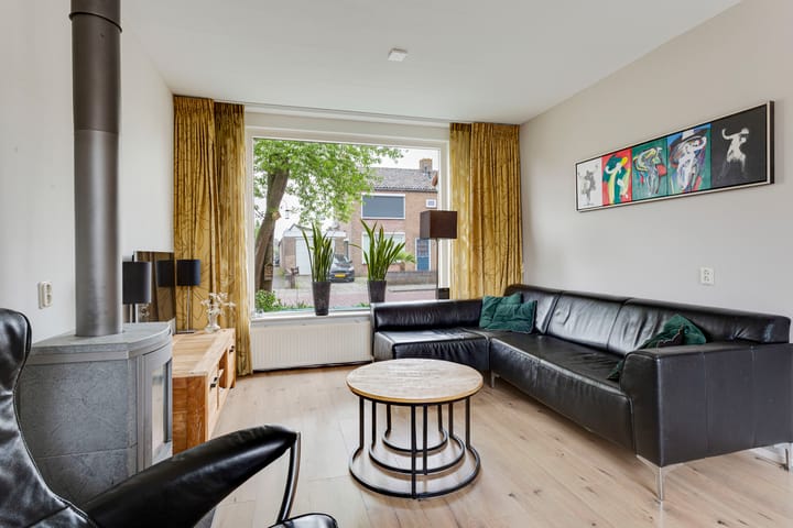 Foto 9 van Molenweg 7