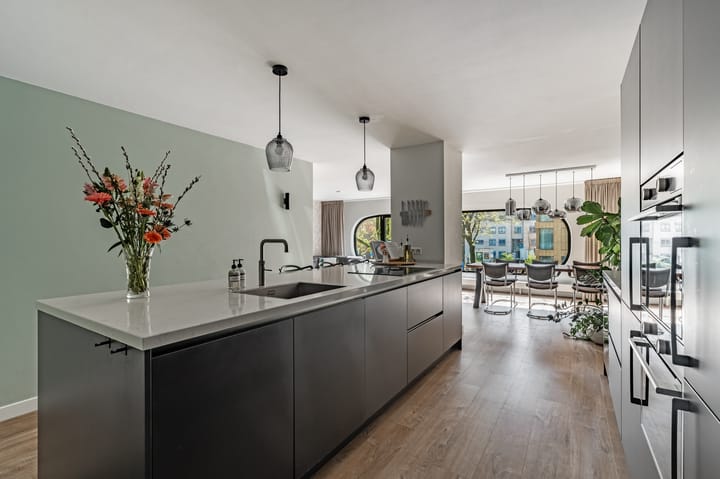 Foto 2 van Sarphatistraat 133-D