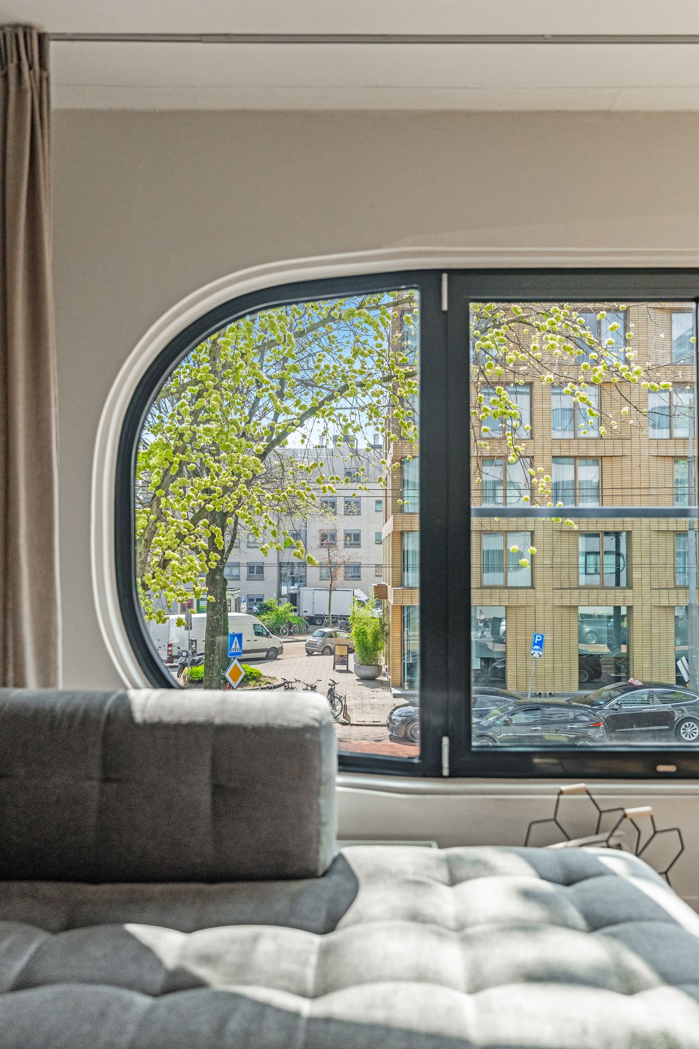 Photo 10 of Sarphatistraat 133-D